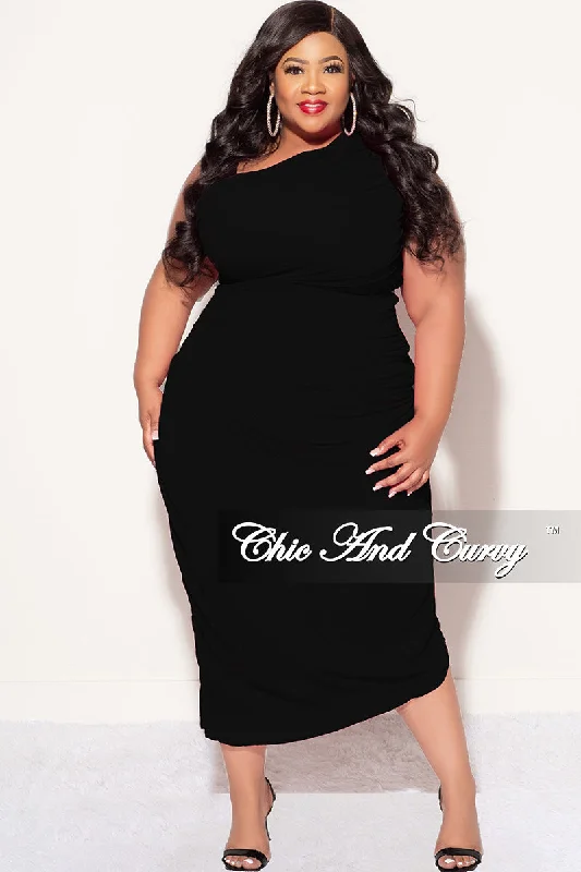 Final Sale Plus Size Sheer Chiffon One Shoulder Midi Dress with Ruched Sides in BlackWomen's home tops