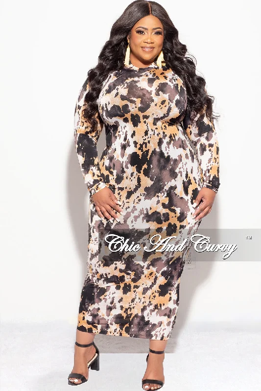 Final Sale Plus Size Reversible Bodycon Dress in Brown Black White and Gold Spot PrintKnit Tee