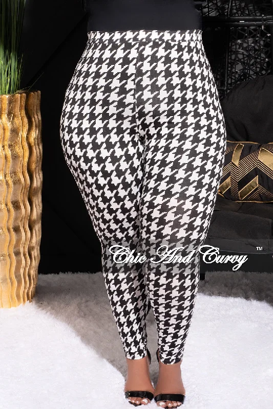 Final Sale Plus Size Leggings in Houndstooth PrintPlus size women's turtleneck tops