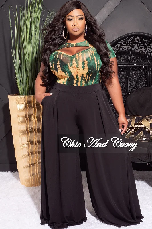 Final Sale Plus Size Short Sleeve Mesh Top with Front Cutout in Green and MustardKnitted Shirt