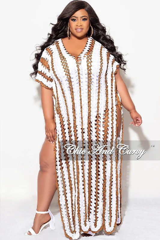 Final Sale Plus Size Crochet Cover Up in White & TanWomen's short sleeve tops